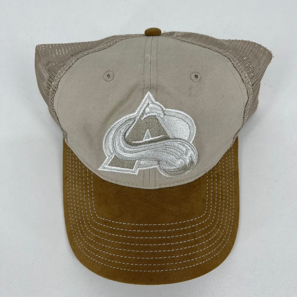 Fanatics Mens Colorado Avalanche NHL Trucker Hat Tan Brown Snapback Plaid Brim
